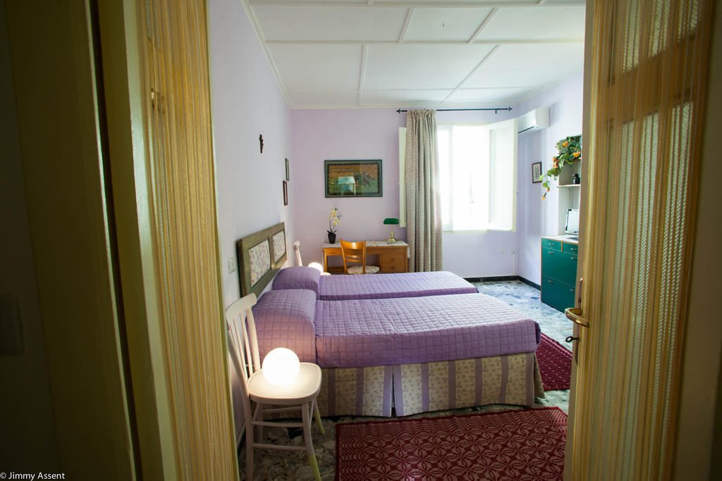 Sassari-In Otel Oda fotoğraf